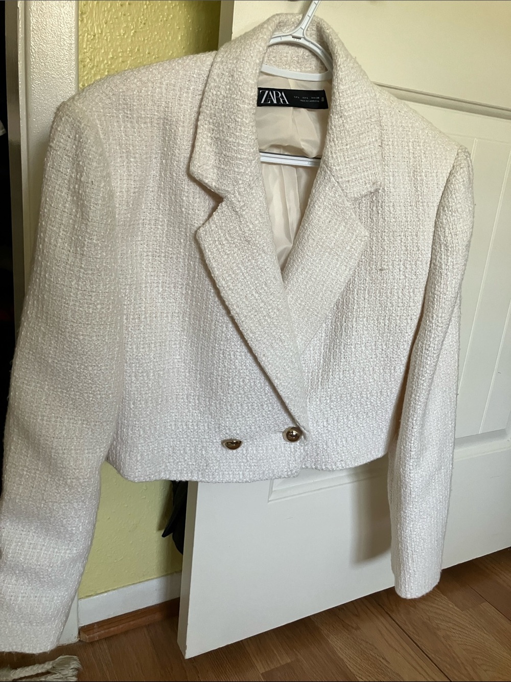 ZARA Cream Cropped Textured Blazer Jacket